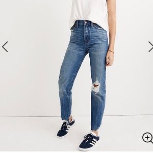 Madewell•The Perfect Summer Jean: Destructed Edit